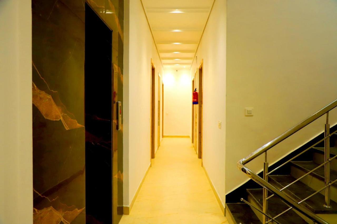 Hotel Diamond View Amritsar Bagian luar foto