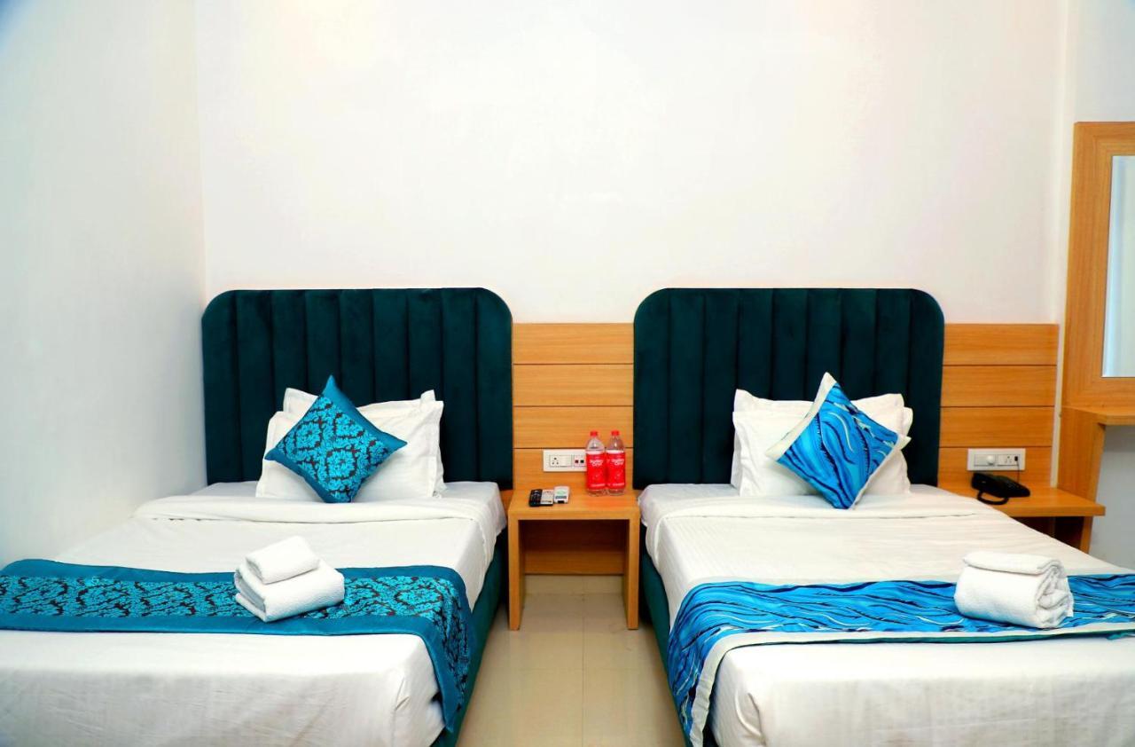 Hotel Diamond View Amritsar Bagian luar foto